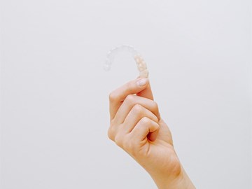 ¿Cada cuánto tiempo se cambian los alineadores de la ortodoncia invisible?